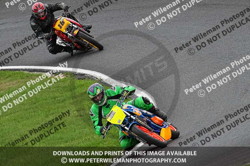 cadwell no limits trackday;cadwell park;cadwell park photographs;cadwell trackday photographs;enduro digital images;event digital images;eventdigitalimages;no limits trackdays;peter wileman photography;racing digital images;trackday digital images;trackday photos
